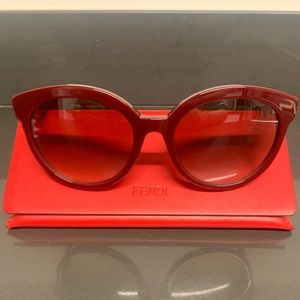 Fendi Red sunglasses with stud detail and case